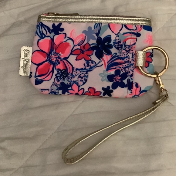 Lilly Pulitzer wristlet, change purse, and fits some phones! NWOT - Picture 3 of 12
